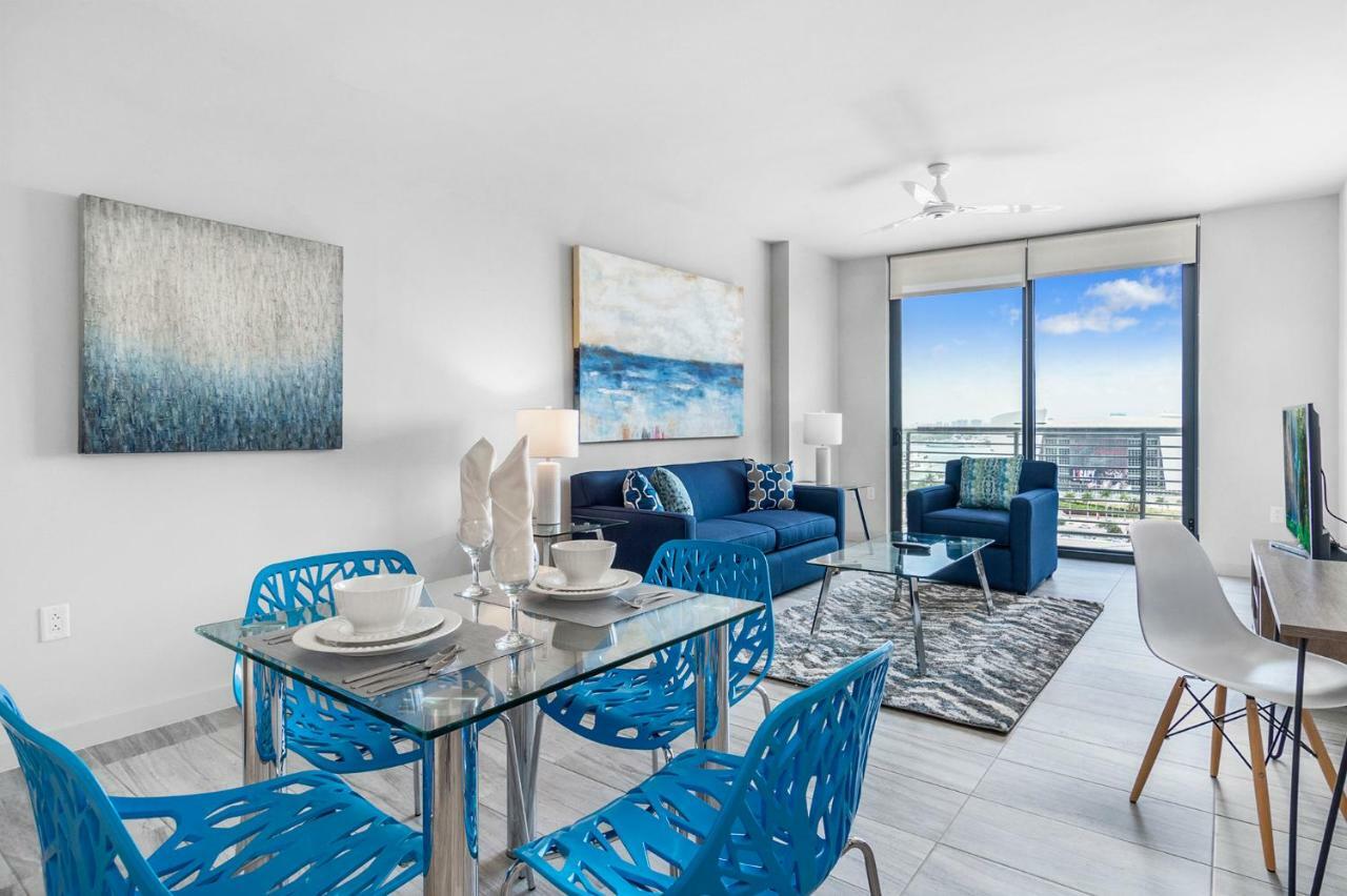 Bluebird Suites Downtown/Brickell Doral Bagian luar foto