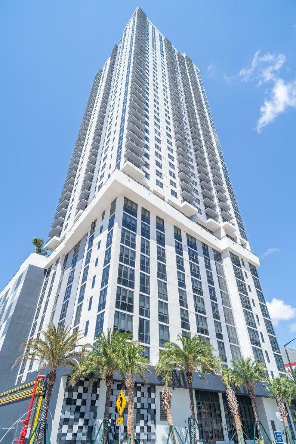 Bluebird Suites Downtown/Brickell Doral Bagian luar foto