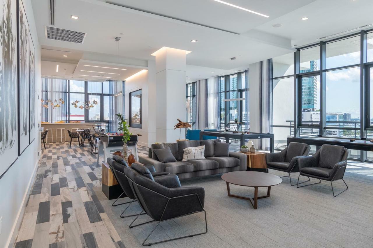 Bluebird Suites Downtown/Brickell Doral Bagian luar foto