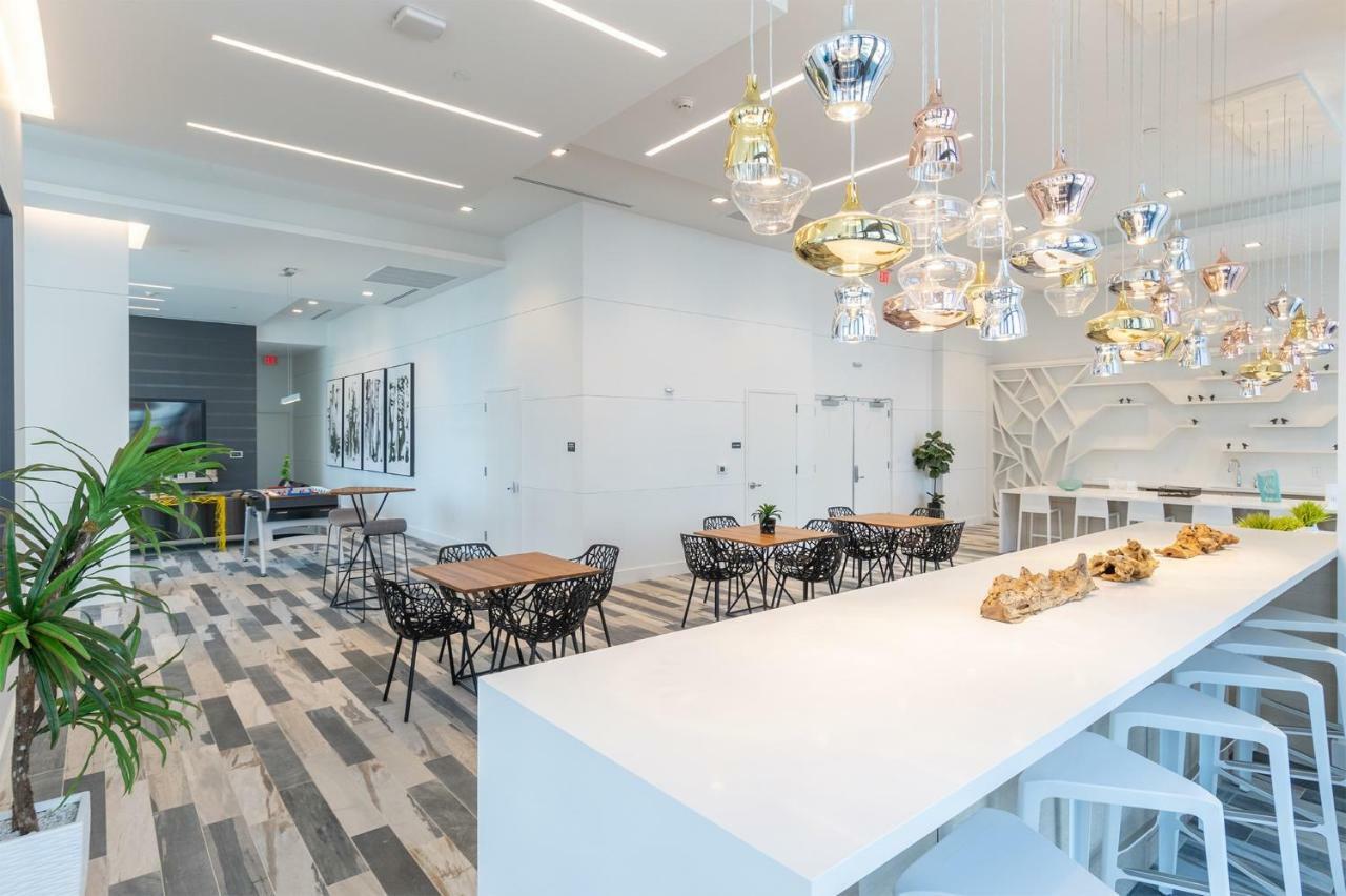 Bluebird Suites Downtown/Brickell Doral Bagian luar foto