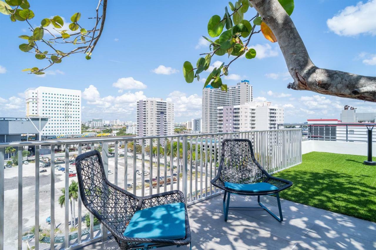 Bluebird Suites Downtown/Brickell Doral Bagian luar foto