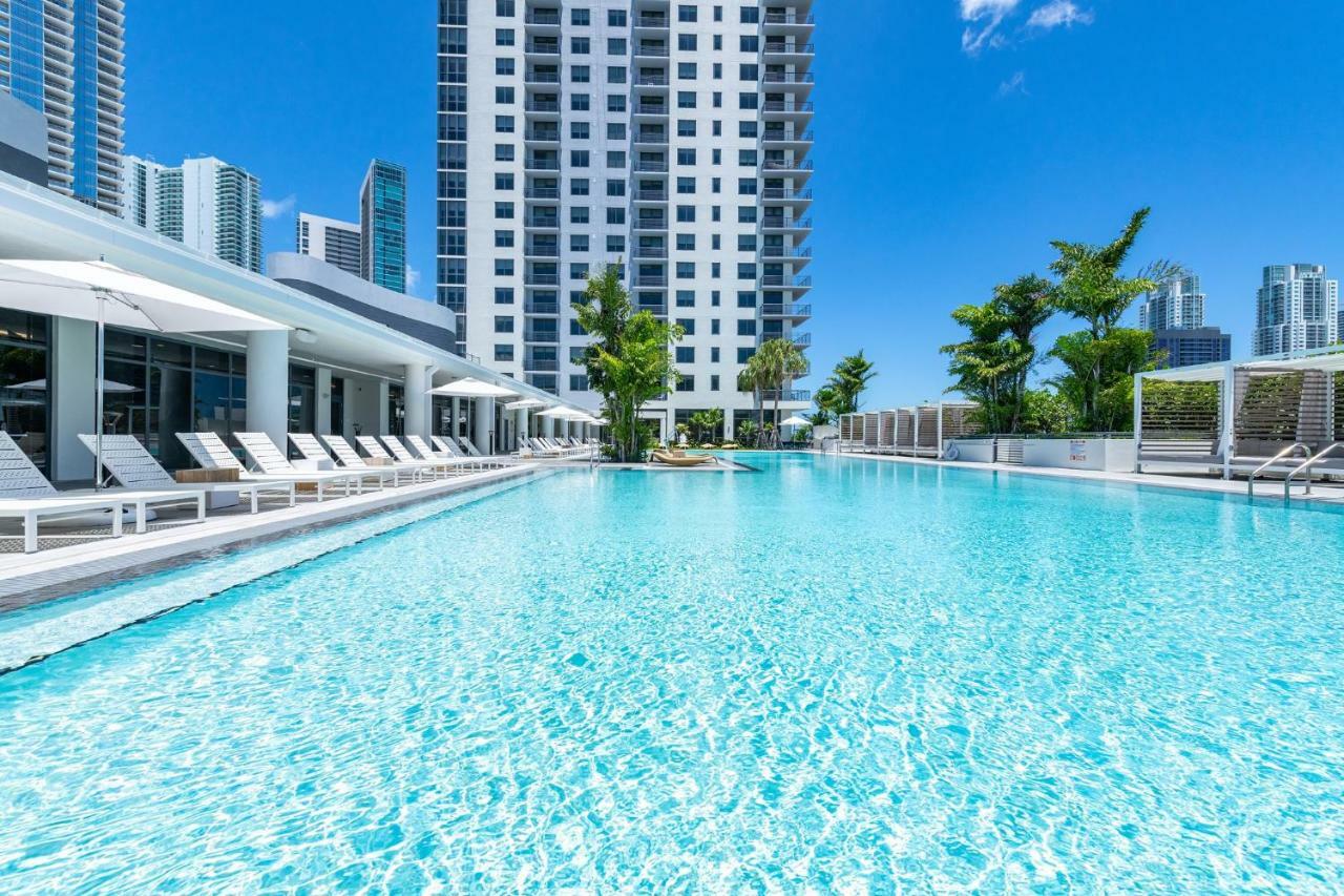Bluebird Suites Downtown/Brickell Doral Bagian luar foto